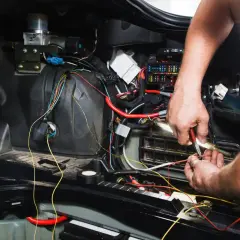 Falujące obroty? To silnik krokowy! Objawy, diagnoza, naprawa.