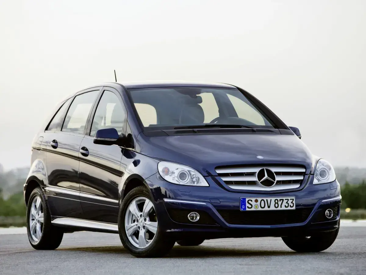 Mercedes Klasa B: Jaki silnik? Opinie z forów, których unikać?